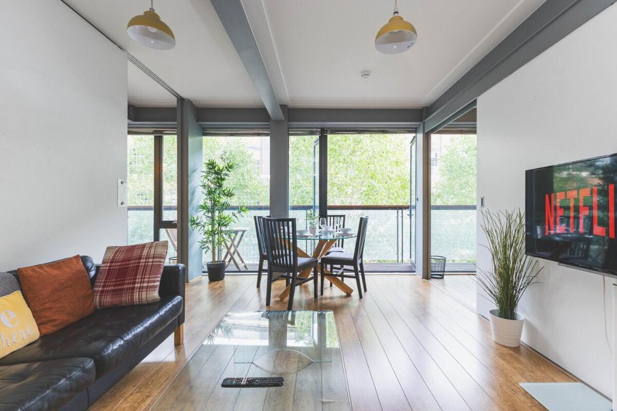 2Bed Stratford Apt With Easy Access To Central London, O2, Excel, Parking Nearby Exterior foto