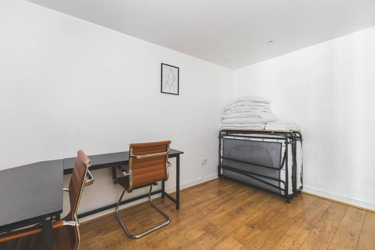 2Bed Stratford Apt With Easy Access To Central London, O2, Excel, Parking Nearby Exterior foto